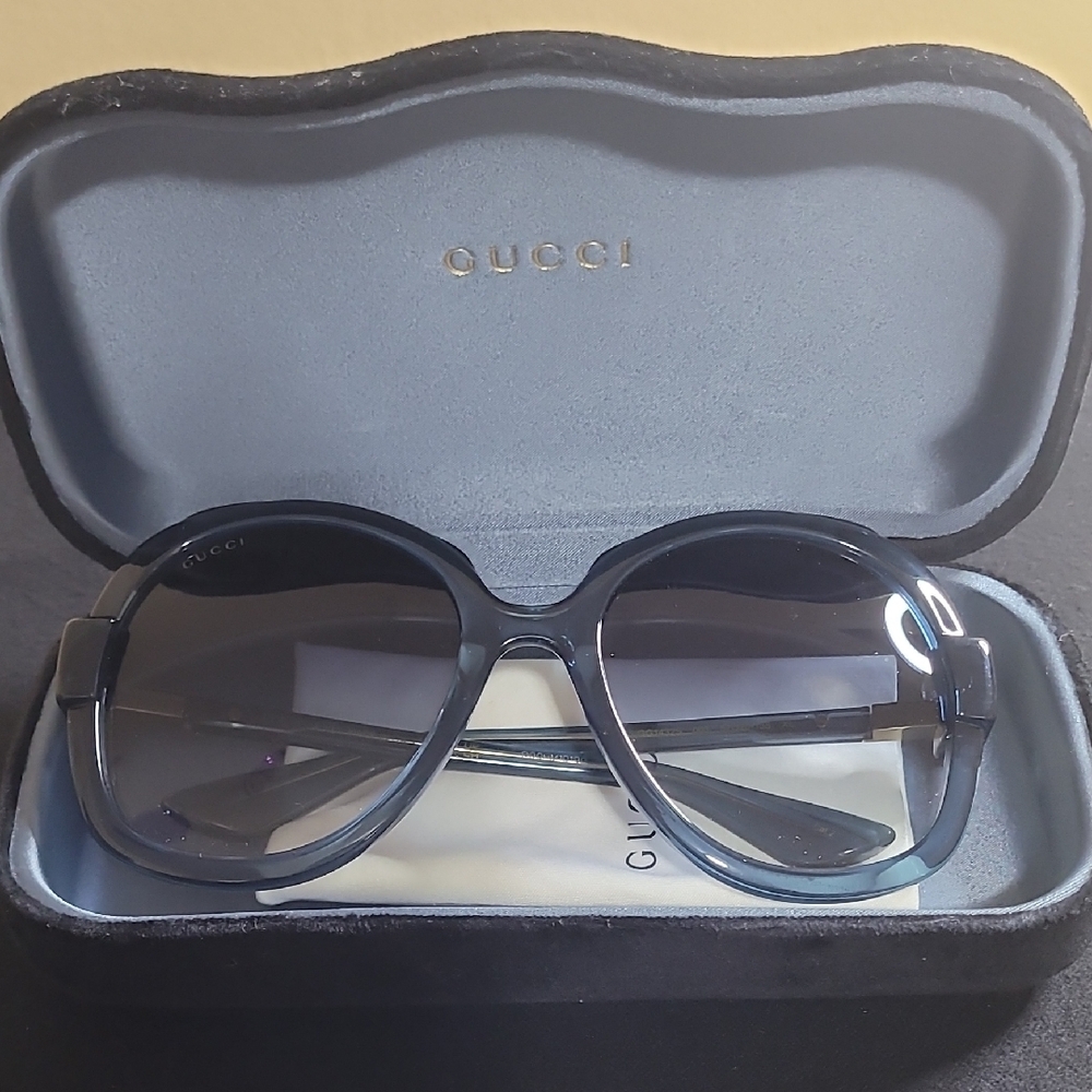 Gucci Dark Gray Women's Sunglasses - Picture 5 of 5